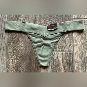 New Nobo, No Boundaries seamless low rise thong panties you pick size Wild Sage